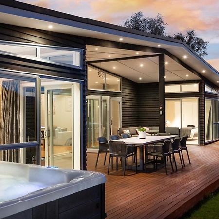 Wind Down on Esther Martinborough Exterior foto