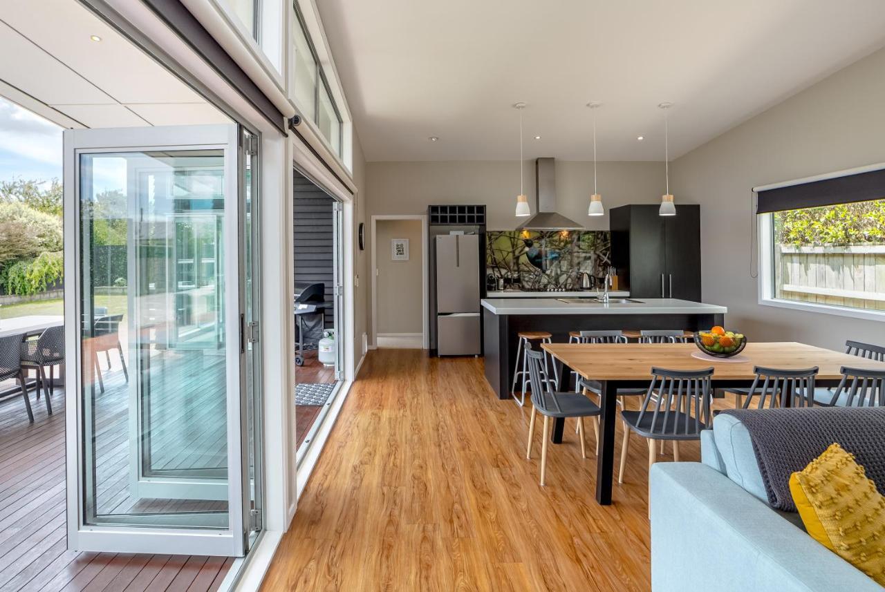 Wind Down on Esther Martinborough Exterior foto